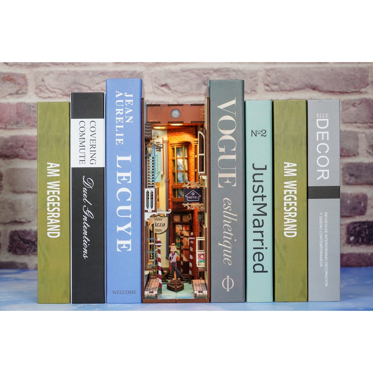 3D book nook boekensteun 'Travel in Venice Bookend', zelf te monteren