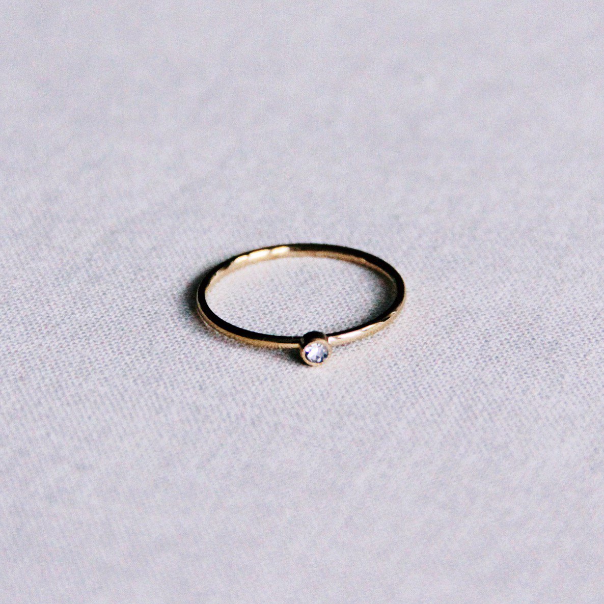 RVS minimalistische ring mini zirkonia – goud