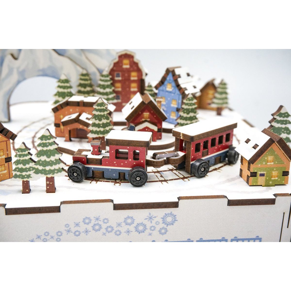 Muziekdoosje DIY 3D Houten Puzzel, Snow Train, Tone-Cheer, TQ058, 14x14x12,2cm