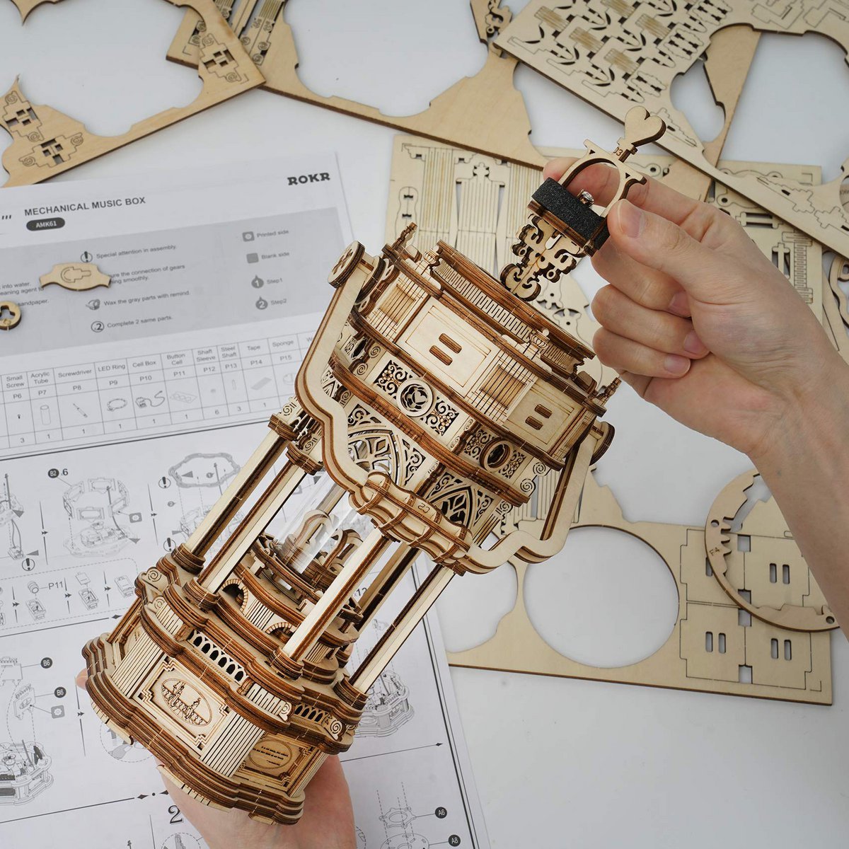 3D Muziekdoos houten puzzel 'Victorian Lantern', zelf te monteren